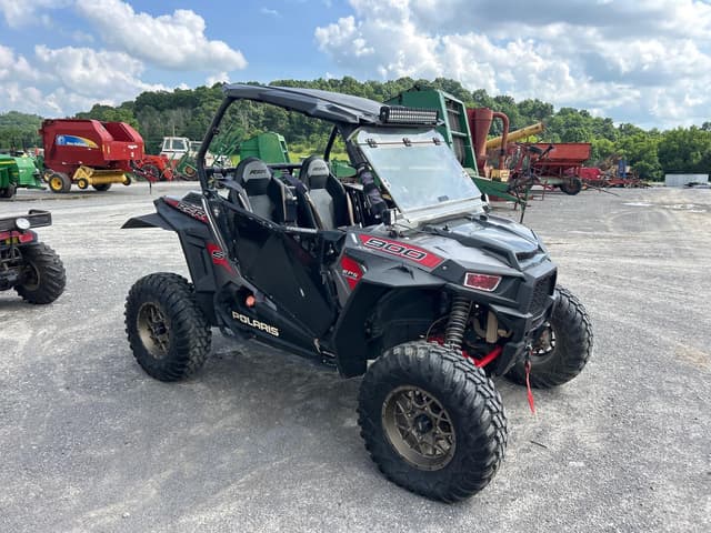 Image of Polaris RZR 900 equipment image 3