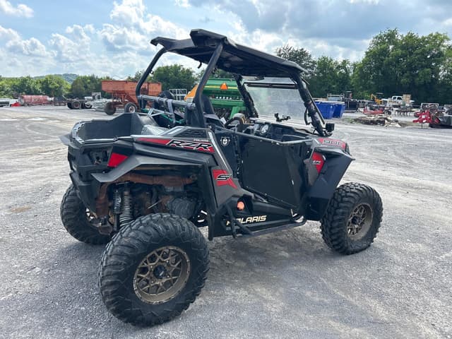 Image of Polaris RZR 900 equipment image 4
