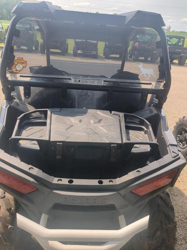 Image of Polaris RZR 900 EPS equipment image 2