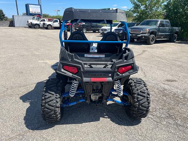 Image of Polaris RZR 800 equipment image 2