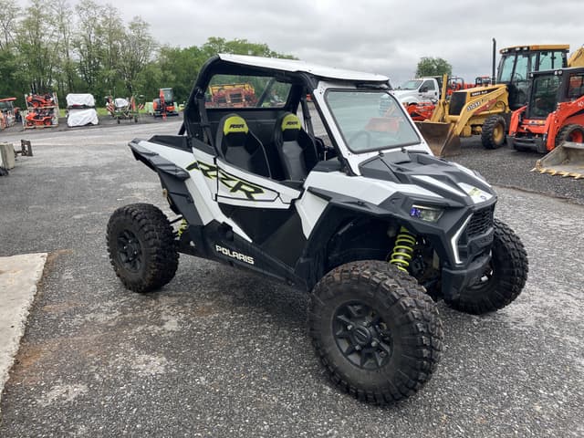 Image of Polaris RZR XP 1000 equipment image 3