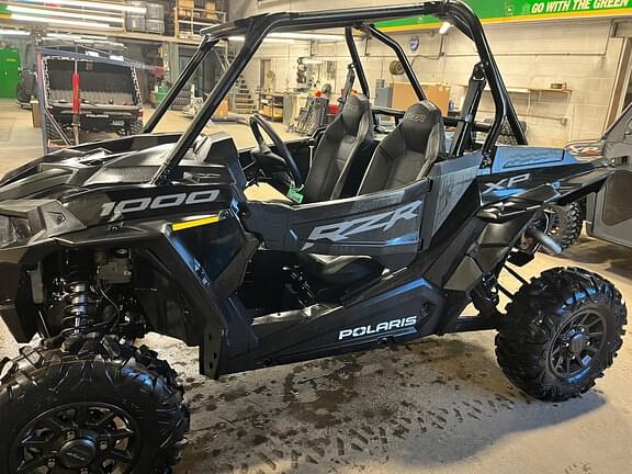 Image of Polaris RZR XP 1000 Sport equipment image 1