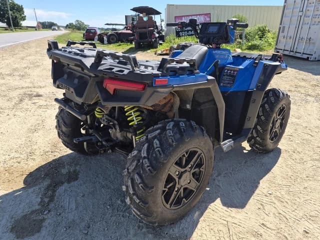 Image of Polaris Sportsman 850 equipment image 2