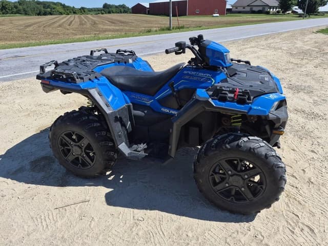 Image of Polaris Sportsman 850 equipment image 3