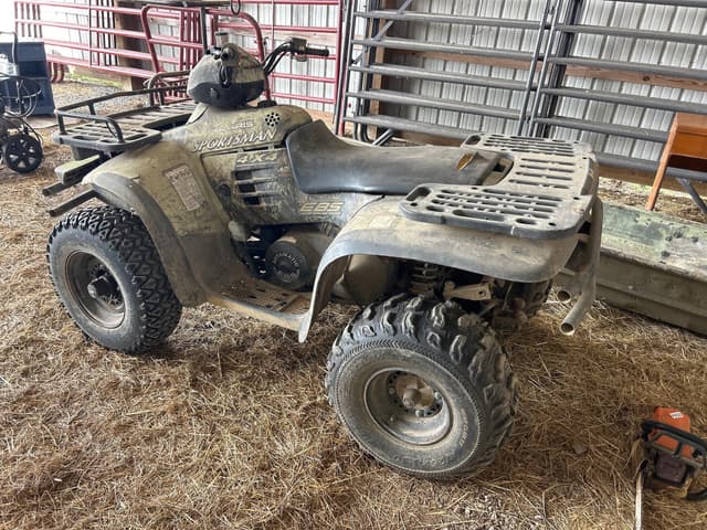 Image of Polaris Sportsman 570 equipment image 1