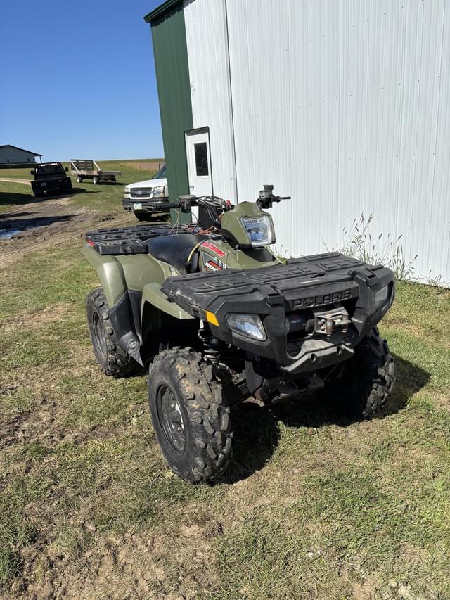 Image of Polaris Sportsman 500 equipment image 1