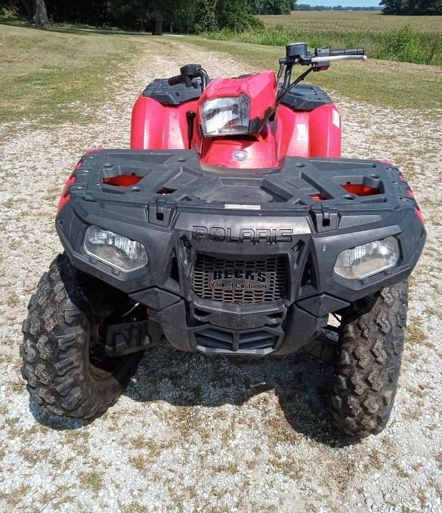 Image of Polaris Sportsman 550 equipment image 1