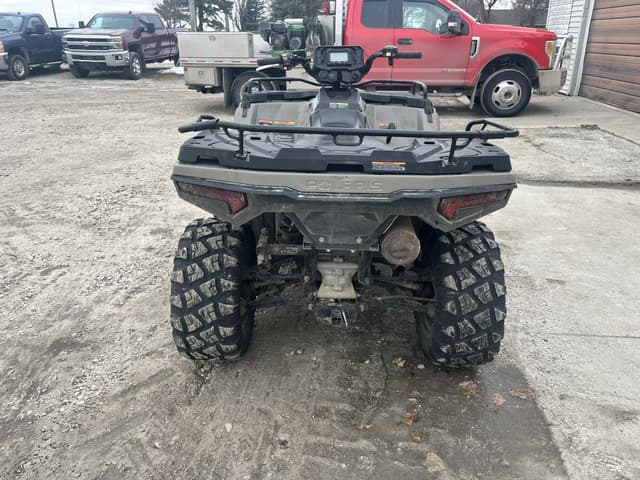 Image of Polaris Sportsman 570 equipment image 1