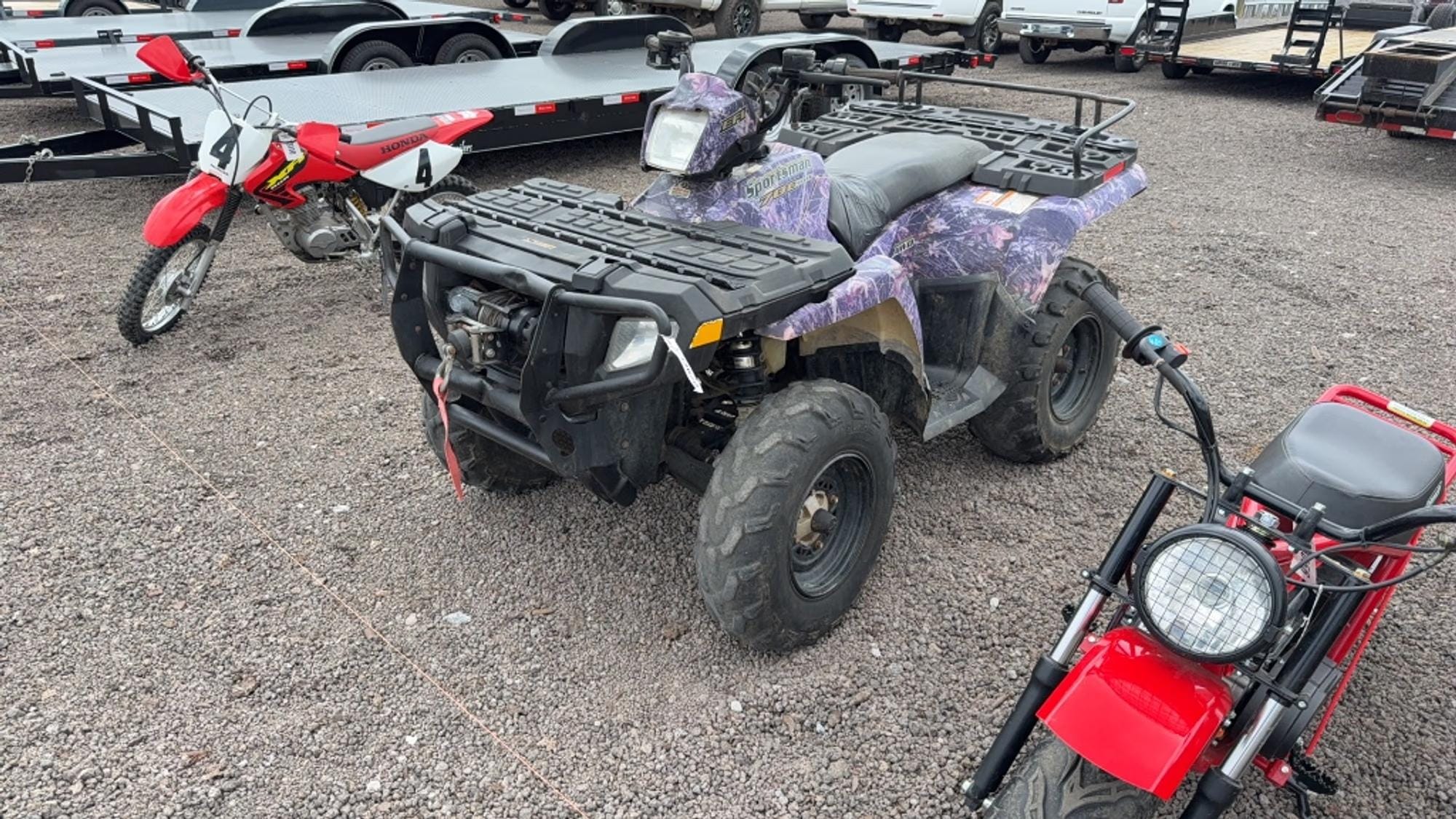 Polaris Sportsman 700 Equipment Image0