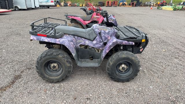 Image of Polaris Sportsman 700 equipment image 3