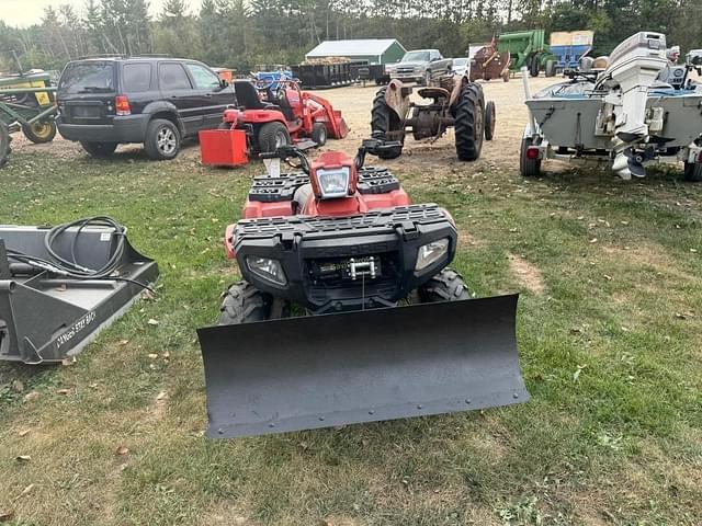 Image of Polaris Sportsman 800 equipment image 2