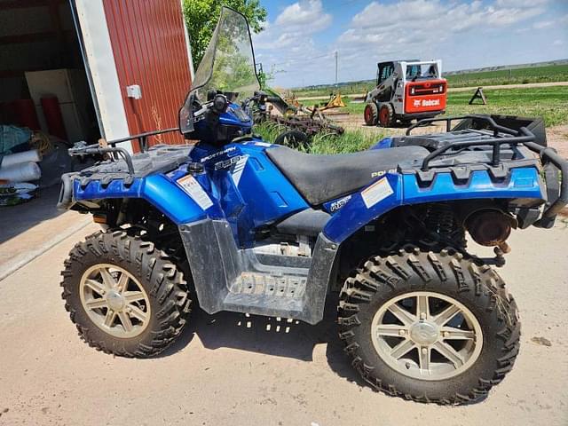 Image of Polaris Sportsman 850 equipment image 2