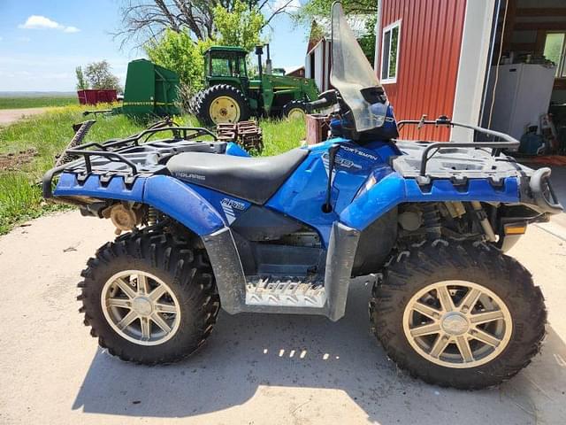 Image of Polaris Sportsman 850 equipment image 3