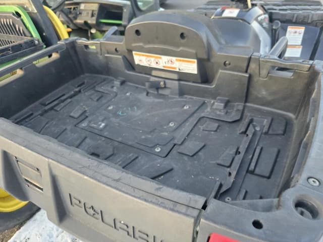 Image of Polaris Sportsman 800 equipment image 4