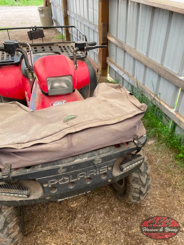 Image of Polaris Xplorer 400 equipment image 1