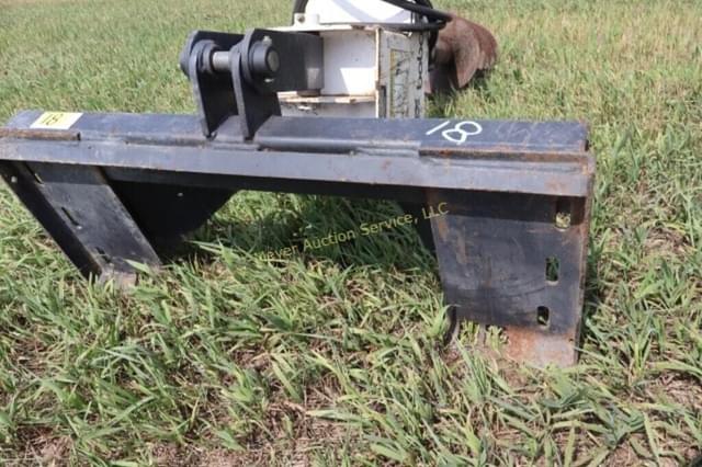 Image of Melroe 12 equipment image 2