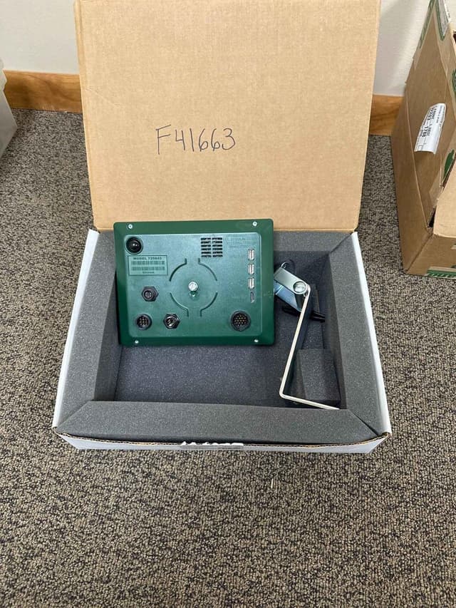 Image of Precision Planting 725843 equipment image 3