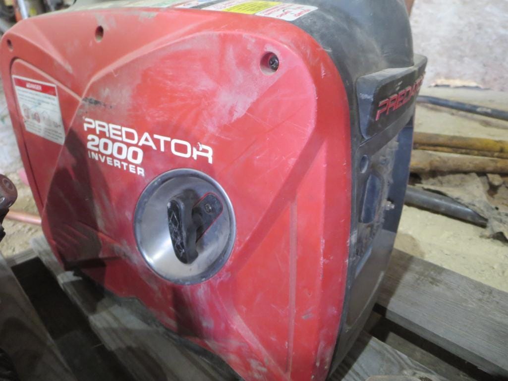 Main image Predator 2000