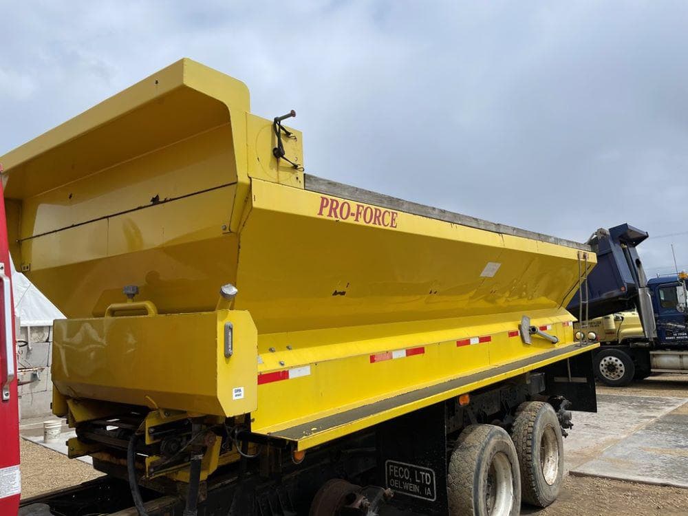 ProForce FL3424 Chemical Applicators Fertilizer Applicators Dry for