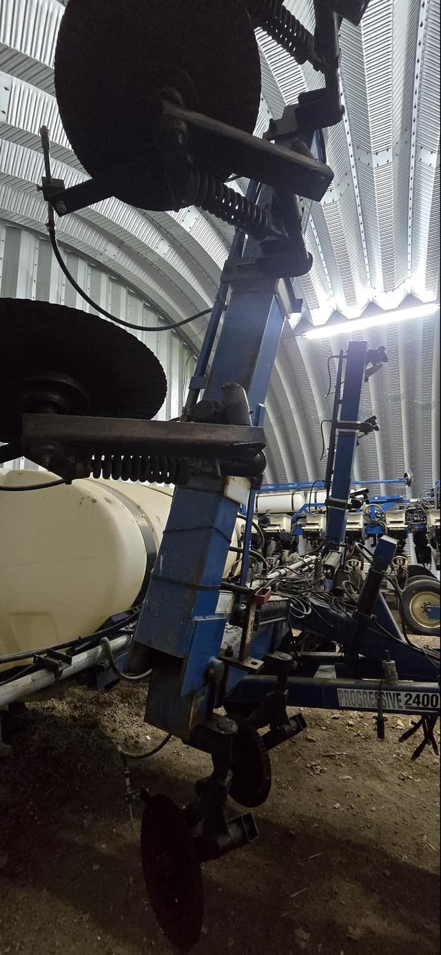 Image of Progressive 2400 equipment image 3