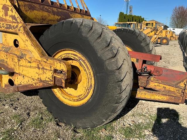Image of Caterpillar 80 equipment image 3