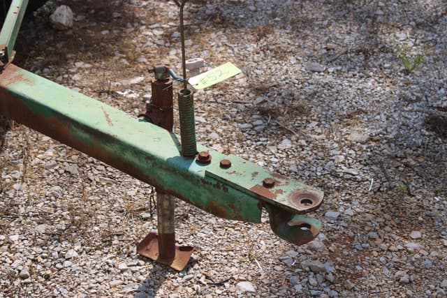 Image of John Deere 8200 equipment image 1