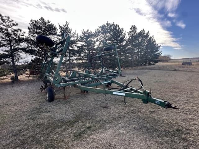 Image of Quinstar Fallow Master equipment image 1