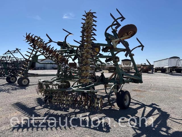 Image of Quinstar Fallow Master equipment image 3