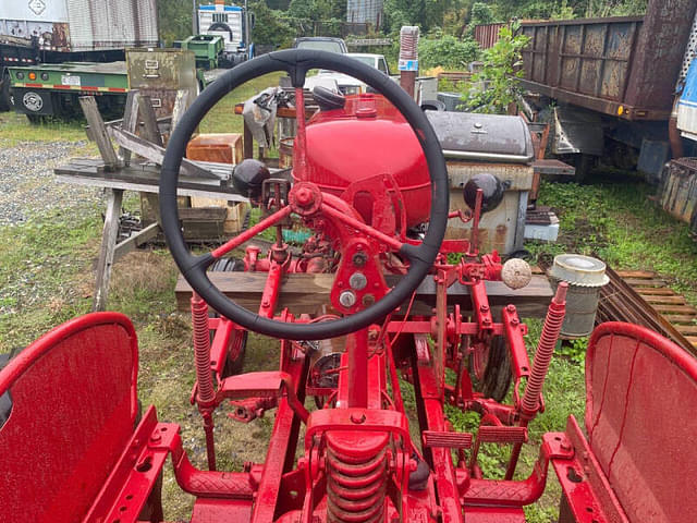 Image of B.F. Avery R equipment image 3