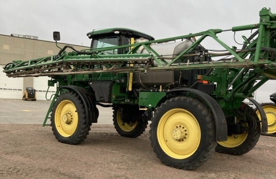 2014 John Deere R4038 Equipment Image0