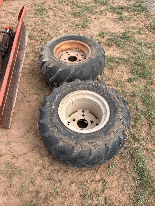 Image of Ditch Witch R65 equipment image 2