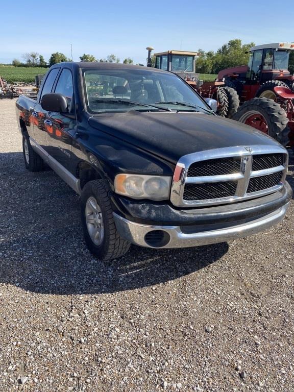 Image of Dodge Ram 1500 equipment image 1