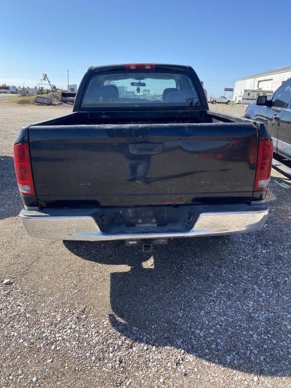 Image of Dodge Ram 1500 equipment image 2
