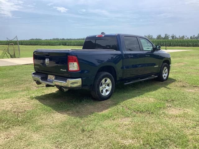 Image of Dodge Ram 1500 equipment image 4