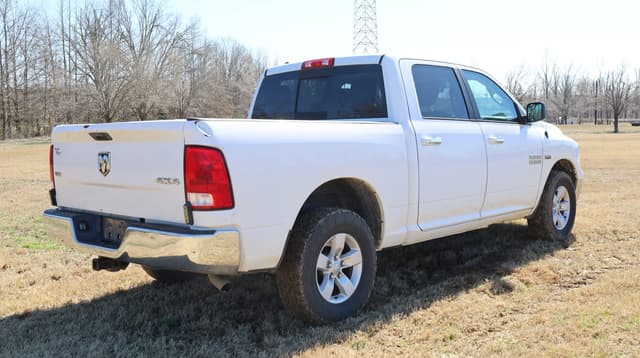 Image of Dodge Ram 1500 equipment image 4