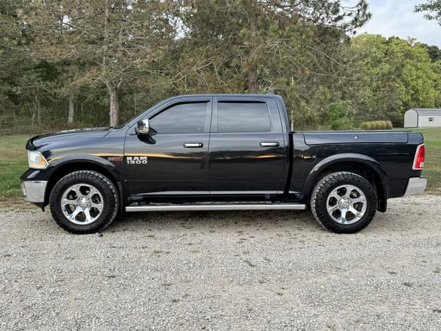 Image of Dodge Ram 1500 equipment image 1