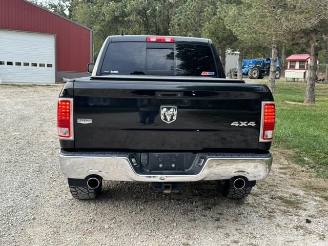 Image of Dodge Ram 1500 equipment image 3