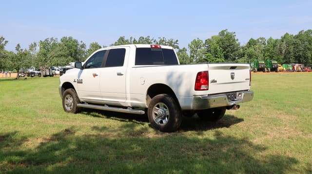 Image of Dodge Ram 2500 equipment image 4