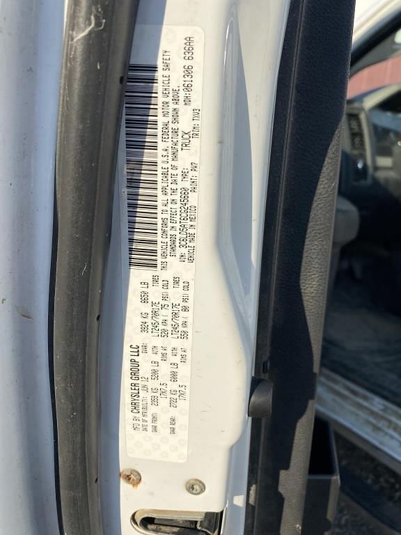 Image of Dodge Ram 2500 equipment image 4