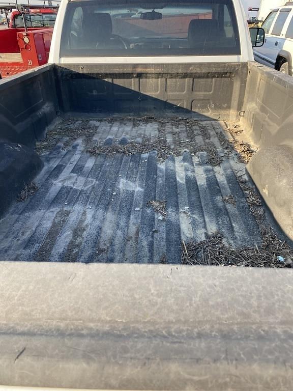 Image of Dodge Ram 2500 equipment image 3
