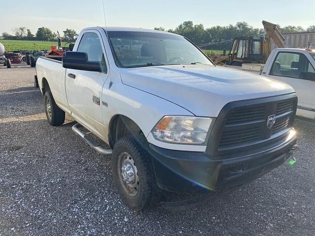 Image of Dodge Ram 2500 equipment image 1
