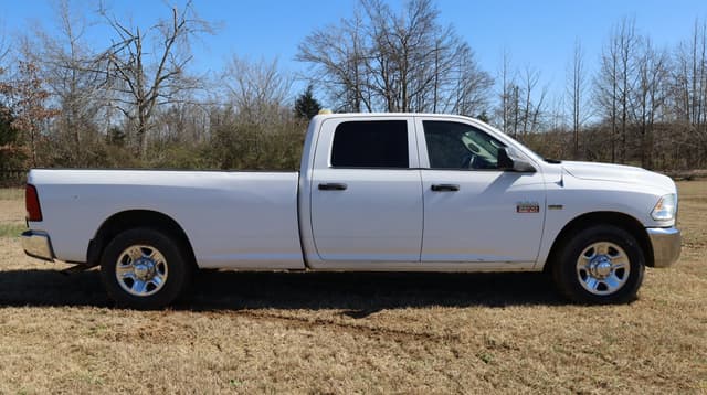 Image of Dodge Ram 2500 equipment image 3