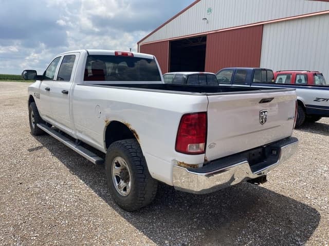 Image of Dodge Ram 2500 equipment image 3