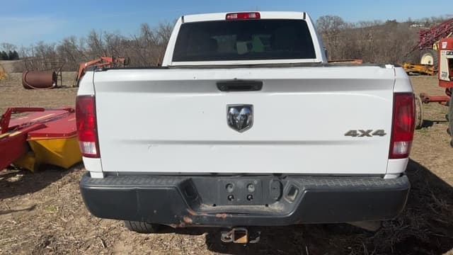 Image of Dodge Ram 2500 equipment image 4