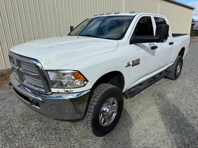 Image of Dodge Ram 2500 equipment image 3