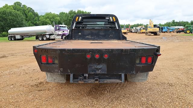 Image of Dodge Ram 3500 equipment image 3