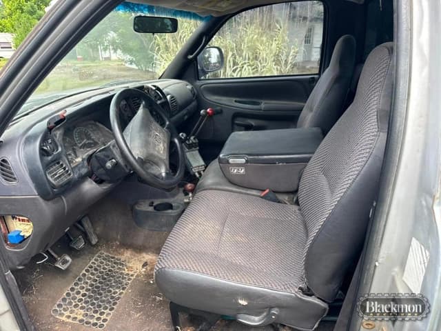 Image of Dodge Ram 3500 equipment image 4