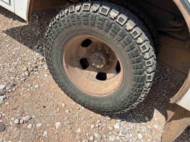 Image of Dodge Ram 3500HD equipment image 4