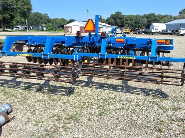 Image of Landoll VT Plus equipment image 2