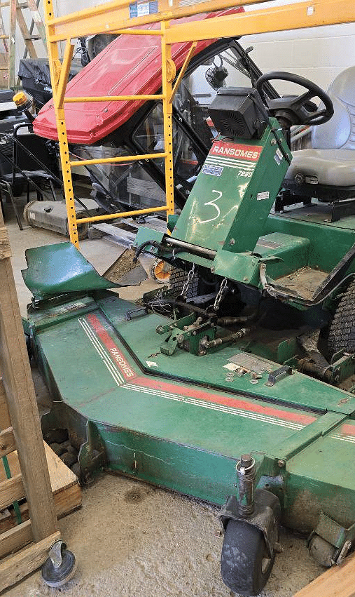 Image of Ransomes 728D equipment image 2